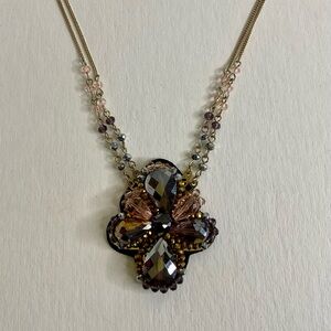 NWOT Purple Crystal Flower Pendant Necklace